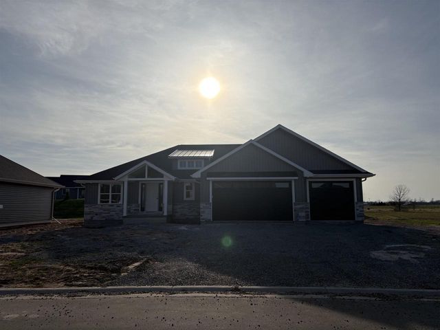 1445 DIVINITY DRIVE, De Pere, WI 54115