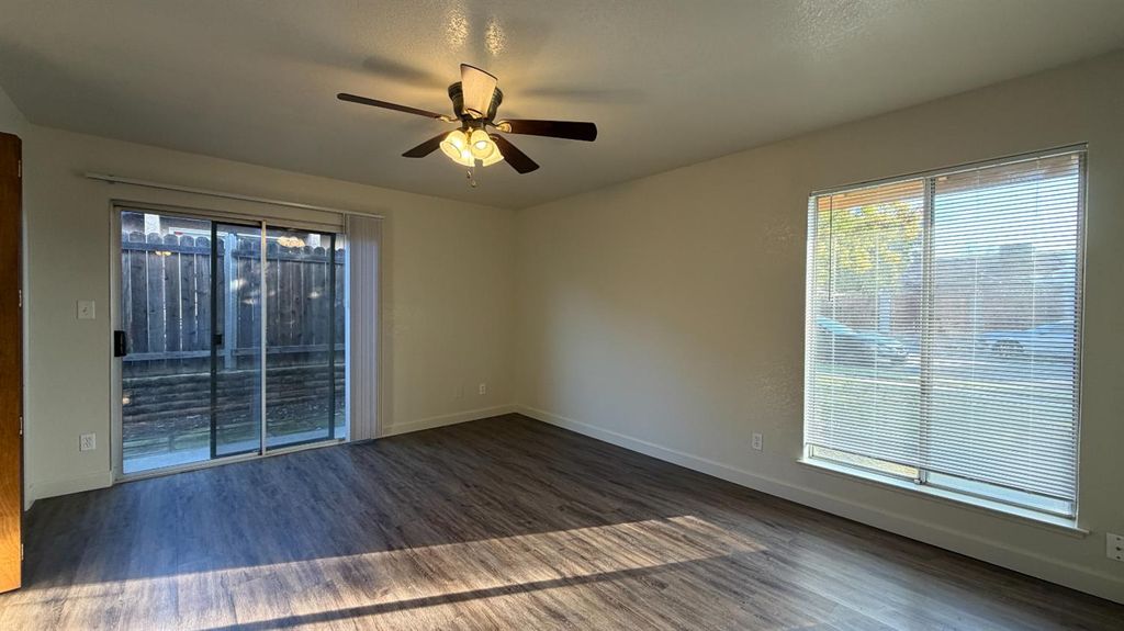 Image 22 of property listing at 5707 N Valentine Avenue # 101, Fresno, CA 93711