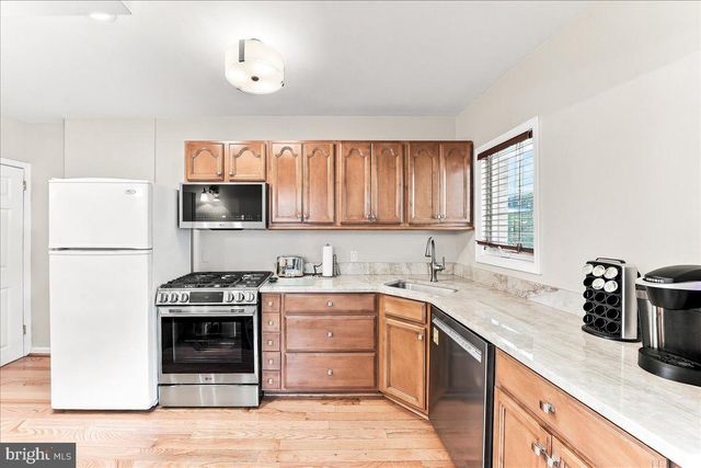1126 AGNEW DR, Drexel Hill, PA 19026
