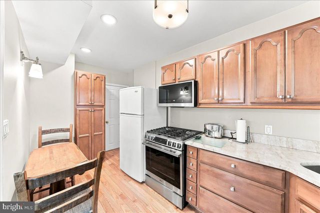 1126 AGNEW DR, Drexel Hill, PA 19026