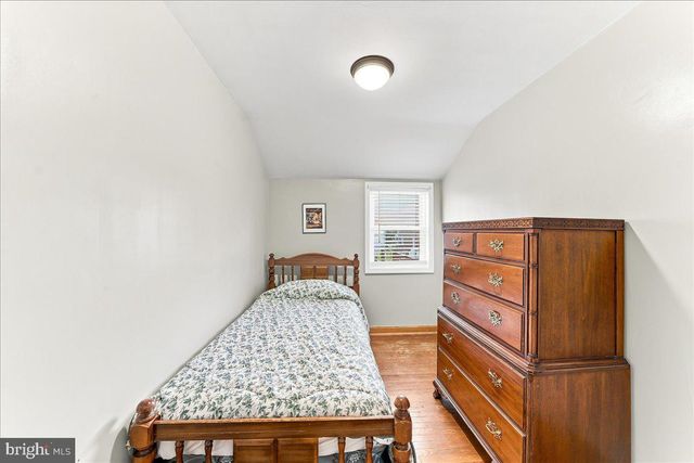 1126 AGNEW DR, Drexel Hill, PA 19026