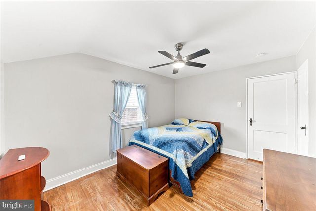 1126 AGNEW DR, Drexel Hill, PA 19026