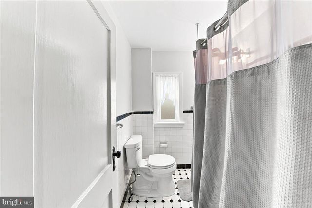 1126 AGNEW DR, Drexel Hill, PA 19026