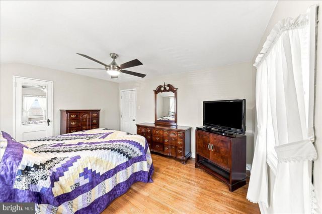 1126 AGNEW DR, Drexel Hill, PA 19026