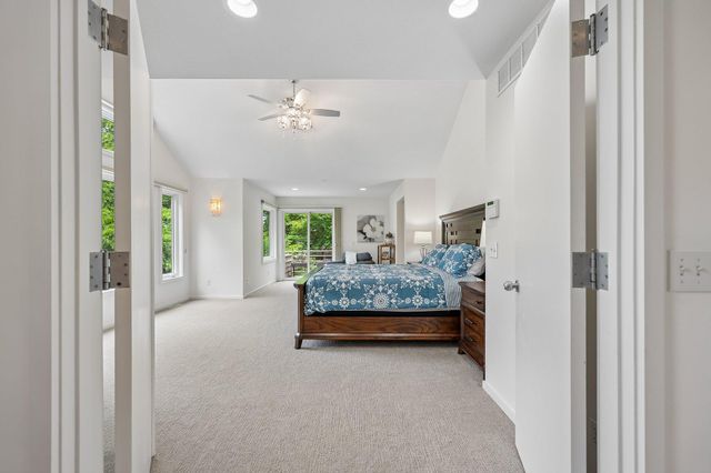 8117 Telegraph Road, Bloomington, MN 55438