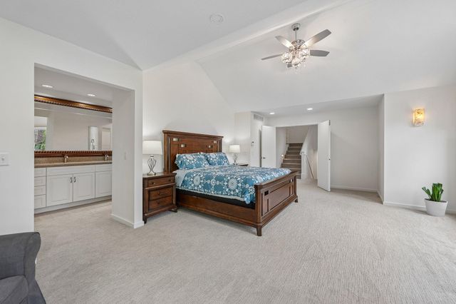 8117 Telegraph Road, Bloomington, MN 55438