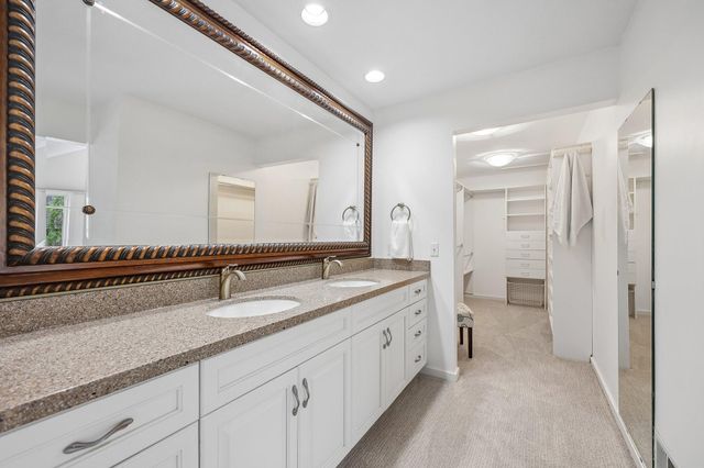 8117 Telegraph Road, Bloomington, MN 55438