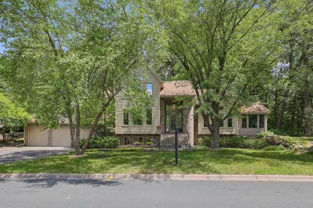 8117 Telegraph Road, Bloomington, MN 55438