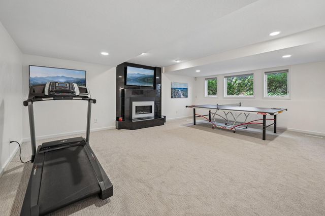 8117 Telegraph Road, Bloomington, MN 55438