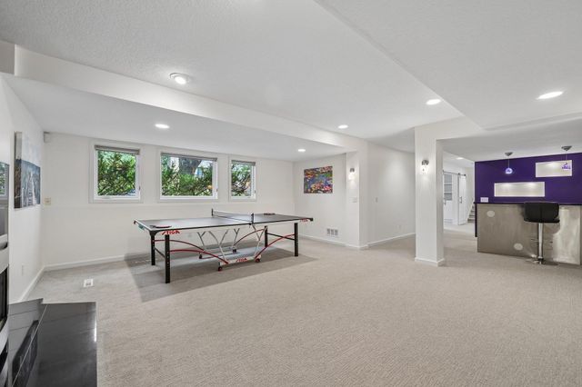 8117 Telegraph Road, Bloomington, MN 55438