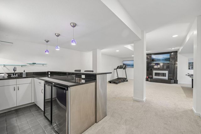 8117 Telegraph Road, Bloomington, MN 55438