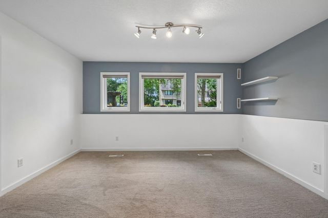 8117 Telegraph Road, Bloomington, MN 55438