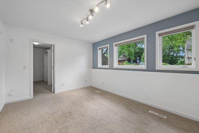 8117 Telegraph Road, Bloomington, MN 55438