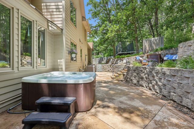 8117 Telegraph Road, Bloomington, MN 55438