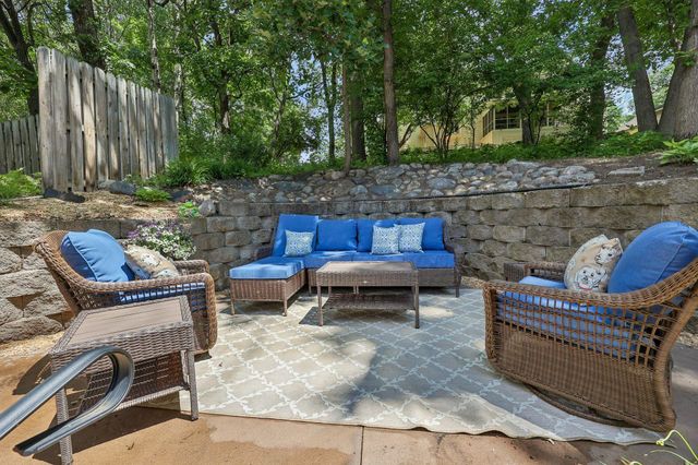 8117 Telegraph Road, Bloomington, MN 55438