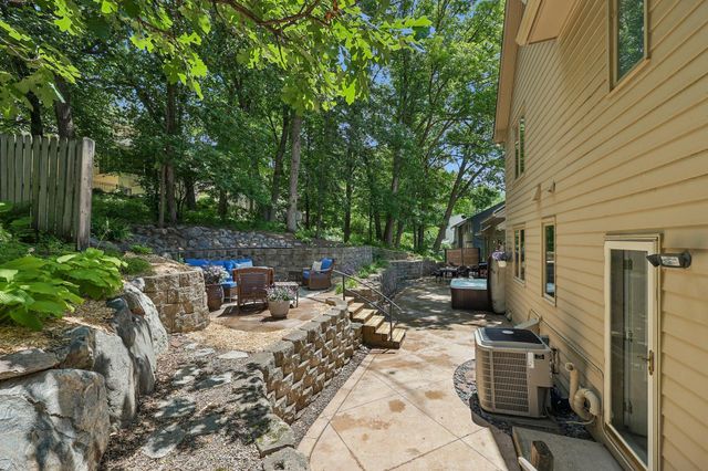 8117 Telegraph Road, Bloomington, MN 55438