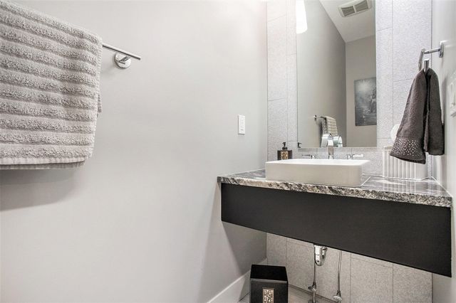 3620 Northfield Trail, Kalamazoo, MI 49009