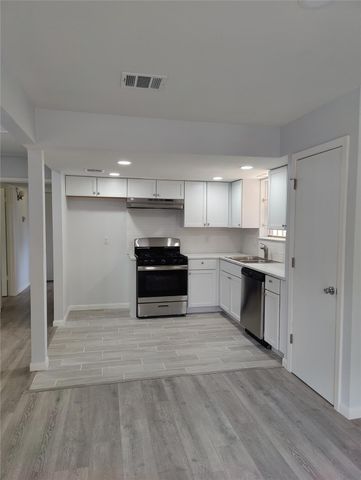 11731 Fall Meadow Lane, Houston, TX 77039