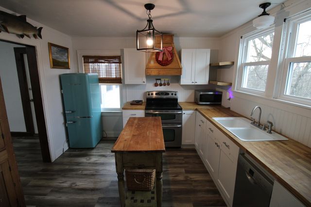 12 Summit Avenue, Williamstown, KY 41097