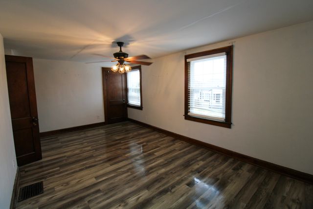 12 Summit Avenue, Williamstown, KY 41097