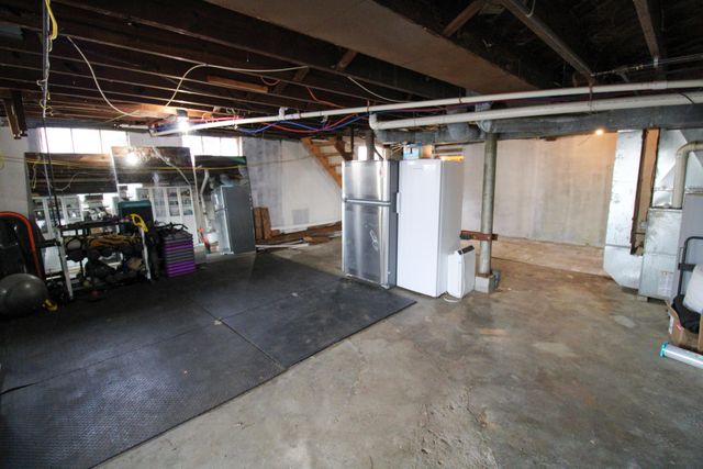 12 Summit Avenue, Williamstown, KY 41097