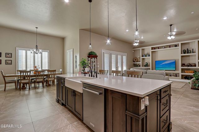 2409 Cesar Cordova Place, El Paso, TX 79938