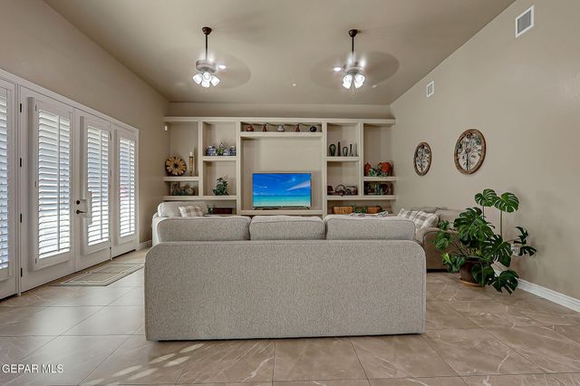 2409 Cesar Cordova Place, El Paso, TX 79938