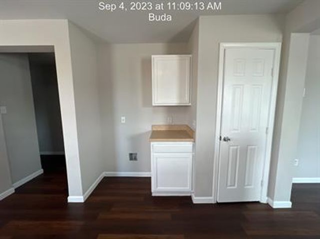 176 Pebble Creek LN, Buda, TX 78610