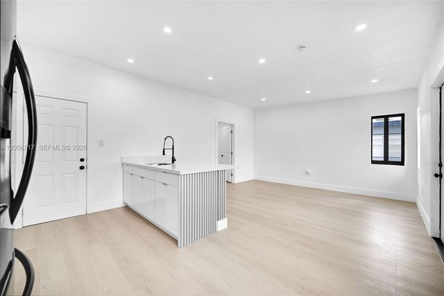 580 NW 116th Terrace, Miami, FL 33168