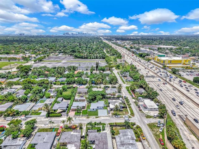 580 NW 116th Terrace, Miami, FL 33168