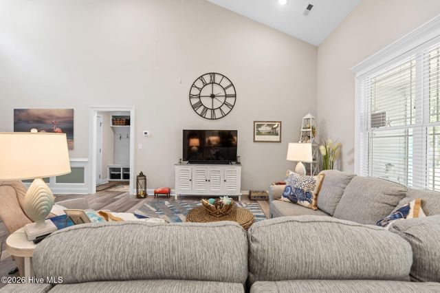 690 Boundary Loop Road NW, Calabash, NC 28467