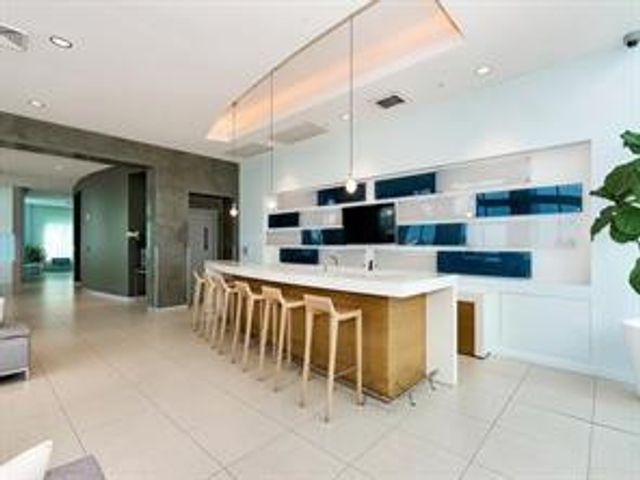1900 N Bayshore Drive 2609, Miami, FL 33132