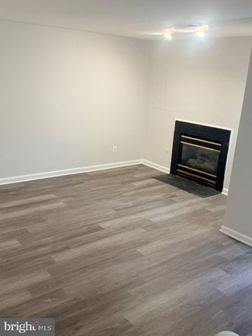 16174 TACONIC CIR, Dumfries, VA 22025