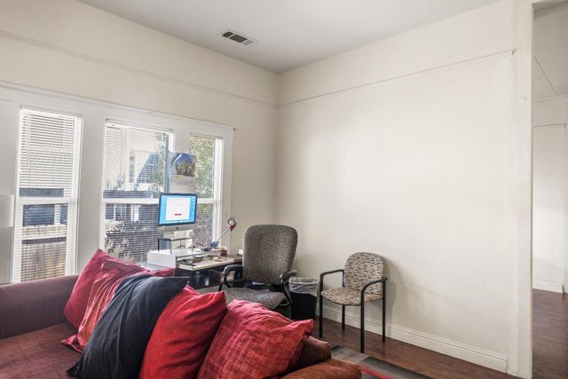 122 W Acacia, Stockton, CA 95202