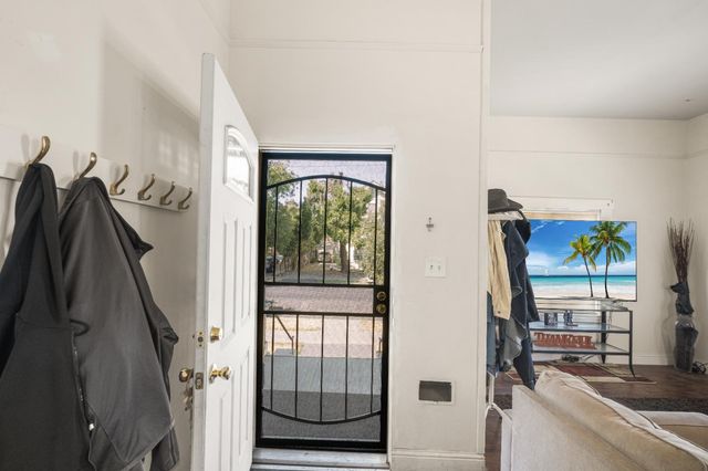 122 W Acacia, Stockton, CA 95202