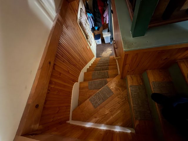 15 Warsaw Avenue, Dudley, MA 01571