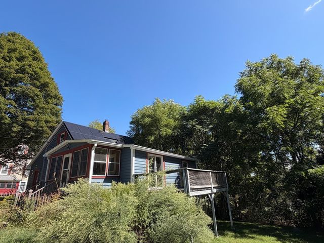 15 Warsaw Avenue, Dudley, MA 01571