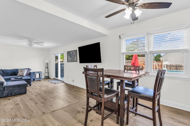 633 Garfield Avenue, Toms River, NJ 08753