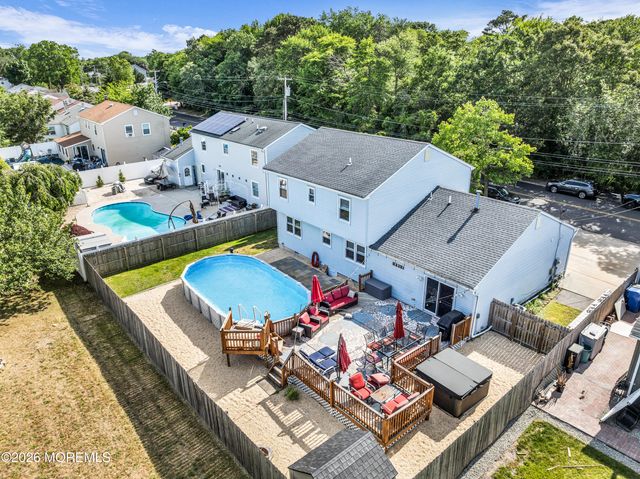 633 Garfield Avenue, Toms River, NJ 08753