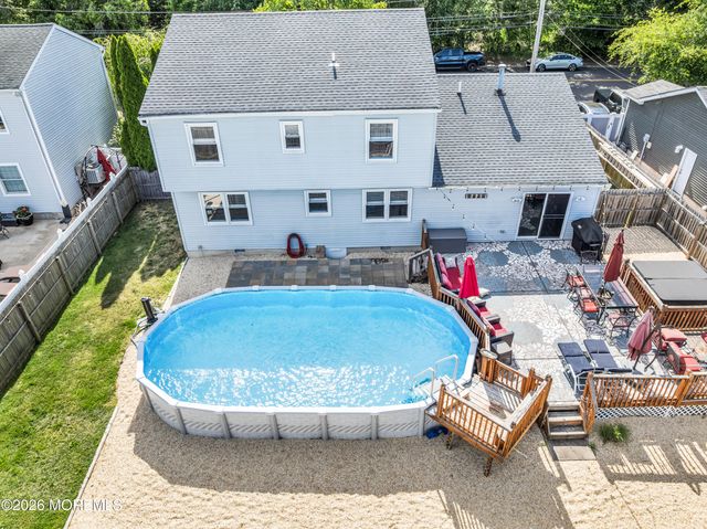 633 Garfield Avenue, Toms River, NJ 08753