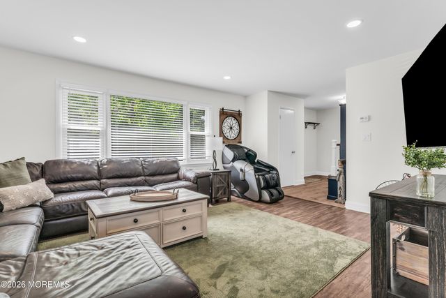 633 Garfield Avenue, Toms River, NJ 08753