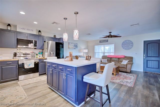 362 Parker Street NE, Lake Placid, FL 33852