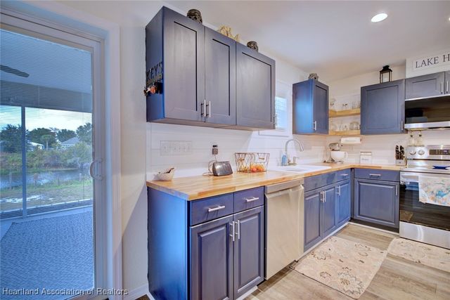 362 Parker Street NE, Lake Placid, FL 33852