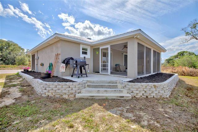 362 Parker Street NE, Lake Placid, FL 33852