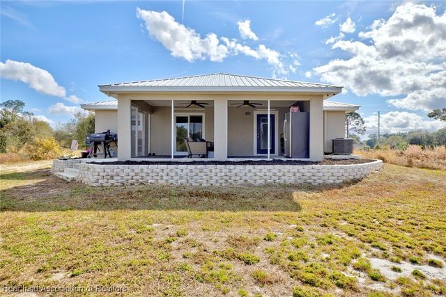 362 Parker Street NE, Lake Placid, FL 33852