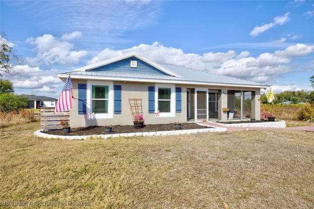 362 Parker Street NE, Lake Placid, FL 33852