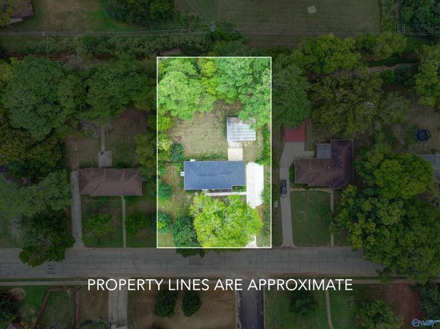2404 Brookline Drive NW, Huntsville, AL 35810