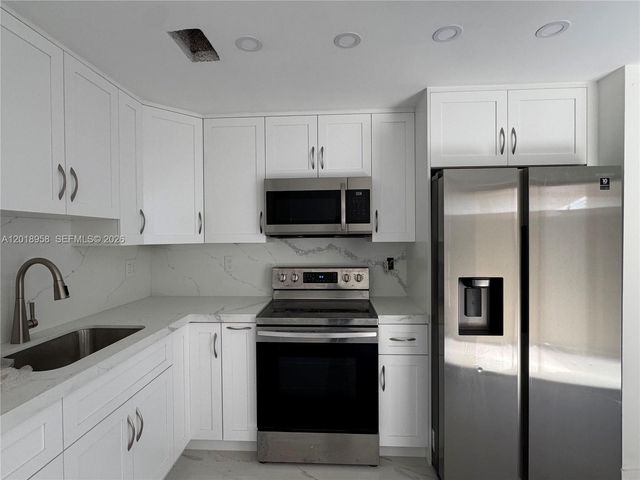 15428 SW 50th Ter 0, Miami, FL 33185