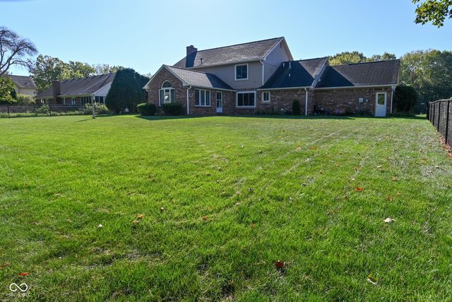 7676 Amber Turn, Plainfield, IN 46168