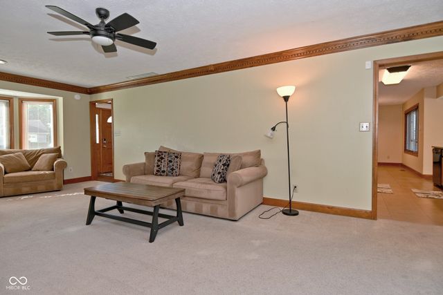 7676 Amber Turn, Plainfield, IN 46168